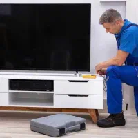 تعمیر تخصصی انواع تلویزیون های LED LCD