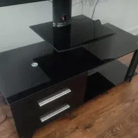 میز تلویزیون شیشه ای