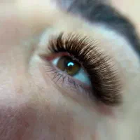 اکستنشن مژه و لیفت ابرو