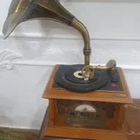 گرامافون تصویری و صوتی