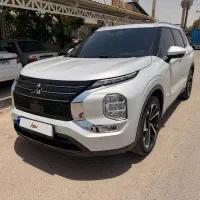 میتسوبیشی اوتلندر اچ لاین تک دف
