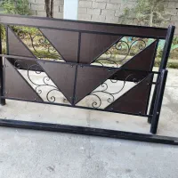 تخت خواب دونفره و یک  عدد تک نفره  همه فلزی|تخت و سرویس خواب|نوشهر, |دیوار