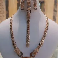 سرویس کم‌اجرت