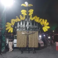 علم علامت ۹ تیغ چوب بلند
