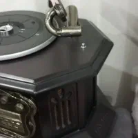 گرامافون مارک آنتیک|کلکسیون اشیاء عتیقه|فردیس, شهرک ارم|دیوار