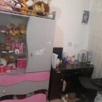 کمد و میز فروشی