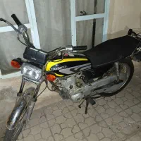 موتورسیکلت مدل۸۶بیمه ۴ماه