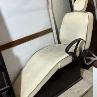 فروش ویژه و فوری لوازم ارایشگاهی  میز ،صندلی،تخت|آرایشگاه و سالن‌های زیبایی|اردبیل, |دیوار