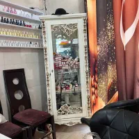 دکورو وسایل آرایشگاه زنانه