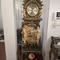 ساعت ایستاده