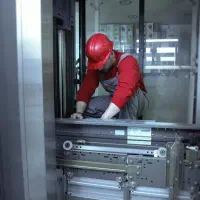 تعمیرات تخصصی آسانسور، سرویس آسانسور