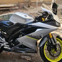 یاماها آر۱۵ yamaha R15