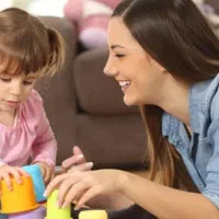 پرستار کودک و منزل