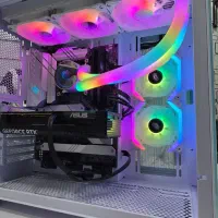 سیستم های غول گیمینک سفید