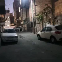 طبقه همکف متراژ ۸۵مترواقع در رسالت خیابان قاعم ۷