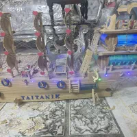 کشتی چوبی چراغدار