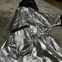 بارونی نقره ای دخترونه|لباس|تهران, تهرانپارس غربی|دیوار