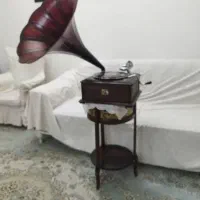 گرامافون قدیمی کوکی|کلکسیون اشیاء عتیقه|یاسوج, |دیوار