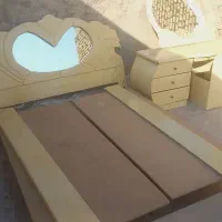 تخت و میز آرایش|تخت و سرویس خواب|نجف‌آباد, رجایی شمالی|دیوار