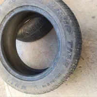 یک جفت لاستیک ساینا