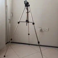 پایه دوربین عکاسی
