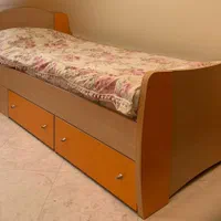 تخت خواب تک نفره ارژن و میز تحریر