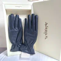 دستکش چرم مشهد زنانه مشکی آکبند با جعبه هدیه کادو