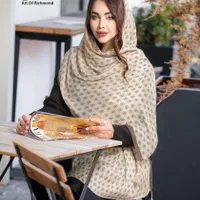 واگذاری مغازه شال و روسری و لباس زیر|اجارهٔ مغازه و غرفه|یزد, |دیوار