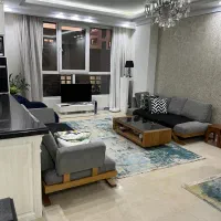 آپارتمان ۹۰ متری زوج پالیزی / لابی و روف گاردن