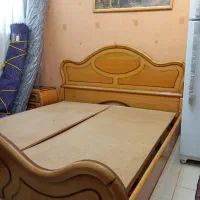 تخت دو نفره چوبی