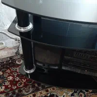 میز تلویزیون شیشه ای مشکی درحدنو|میز تلویزیون|تهران, حسینآباد|دیوار