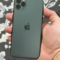 آیفون ۱۱ پرومکس و اپل واچ سری ۷