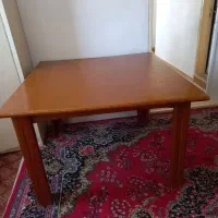 میز مربع تخت دونفره  میز گرد تلفن پاناسونیک