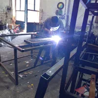 به یک نفر نیروی فنی جهت کارگاه صنعتی|استخدام صنعتی، فنی، مهندسی|تهران, دولتآباد|دیوار