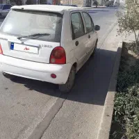 یک دستگاه خودرو ام وی ام ۴سیلندر ۱۱۰