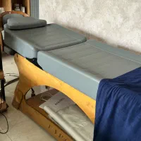 تخت پاکسازی و مژه