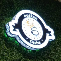 آقای آشنا به صبحانه و اغذیه