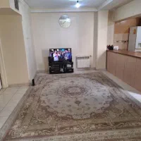 ۷۳ متر ۲ خواب طبقه اول/شهرک آزادی تهرانسر