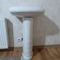 روشویی پایه دار سرامیکی