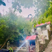 ویلا کاملا جنگلی دربست امن چسبیده به رودخانه درود|اجارهٔ کوتاه‌مدت آپارتمان و سوئیت|نیشابور, فضل|دیوار