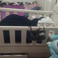 تخت کودک و نوزاد