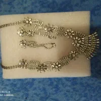 گردبندوگوشواره