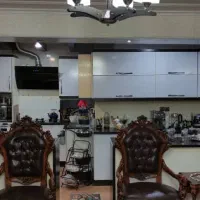 ۱۱۰ متر دو واحدی