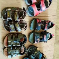 فروش چند جفت کفش بچگانه|کفش و لباس بچه|فسا, |دیوار