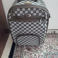 چمدان مسافرتی