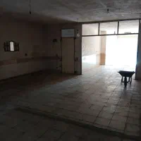 کارگاه یا انباری|اجارهٔ مغازه و غرفه|قم, قلعه کامکار|دیوار