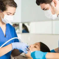 استخدام منشی و دستیار دندانپزشک