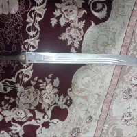 تعدادی چاقوی جدید و قدیمی