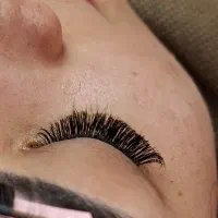 کاشت مژه حرفه ای