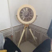 ساعت ایستاده